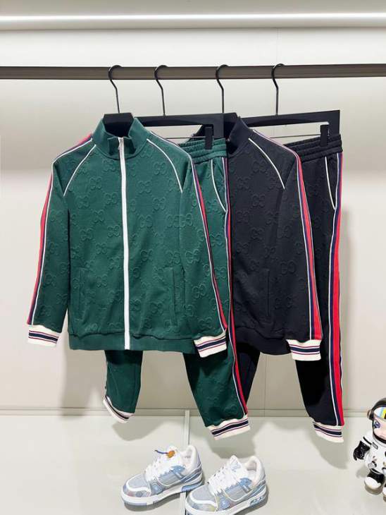 Picture of Gucci Sweater Suits _SKUGucciS-2XL24cr49140249